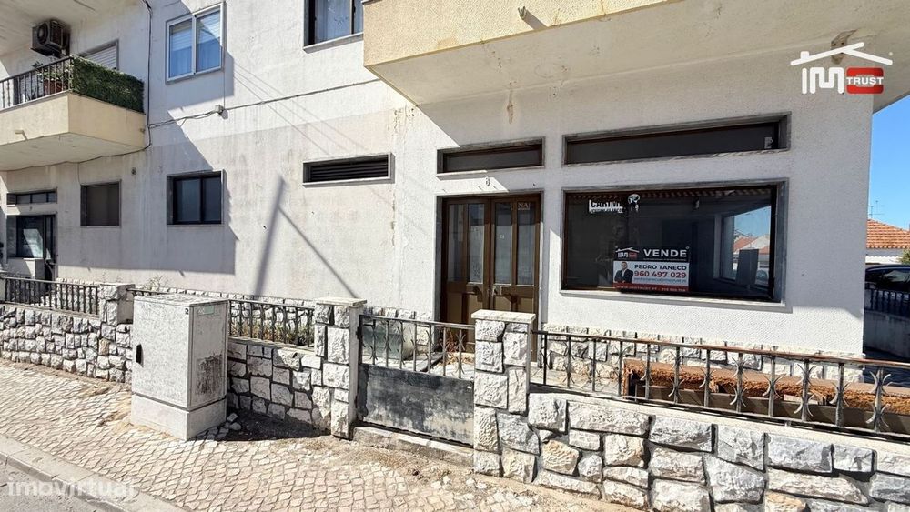 Apartamento T2 Montijo, Garagem, Corredor Exterior, 2 WCs, Open Spa...