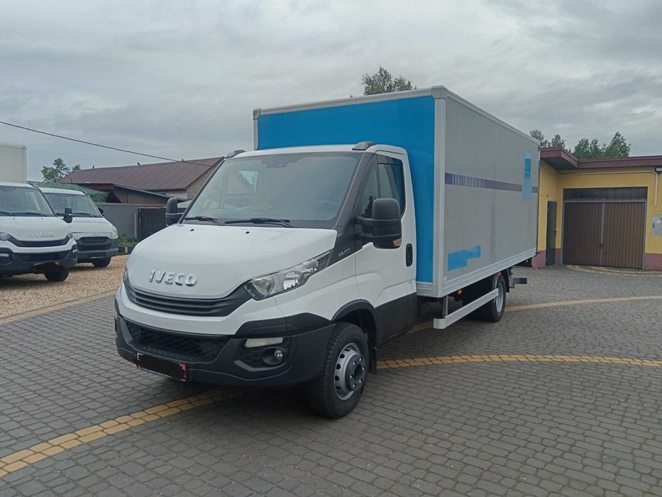 Iveco Daily 35c 65c15 DMC 3.5tony kat.B Kontener Izoterma 5.1m 10 palet winda Dhollandia 1000kg Klima blokada mostu