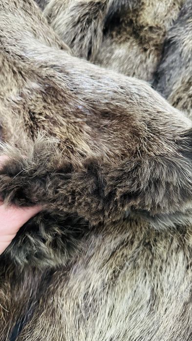 Шуба з хутра нутріі