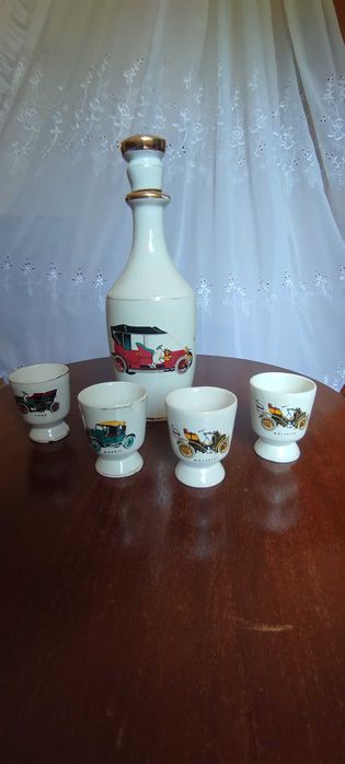 Elegante conjunto vintage para licor ou decoração