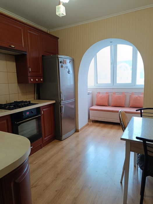 Здам в оренду чудову двокімнатну квартиру на Єськова