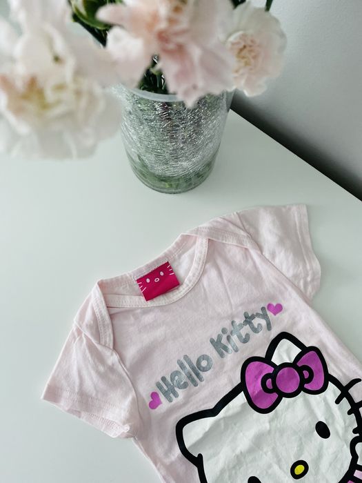 Różowa koszulka hello kitty tshirt bluzka nadruk