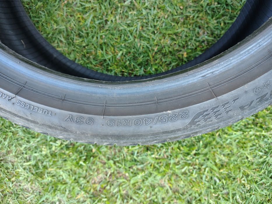 Opony Bridgestone 225/40 r19