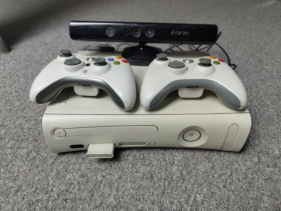 Konsola Xbox 360 + dodatki