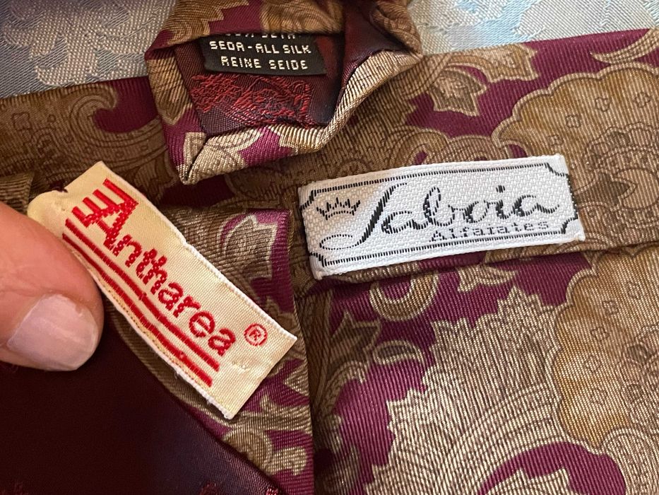 Gravata marca Saboia, em seda