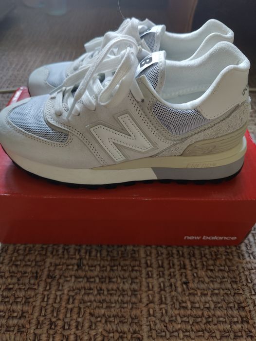 Продам кроссовки женские New balance 38р.