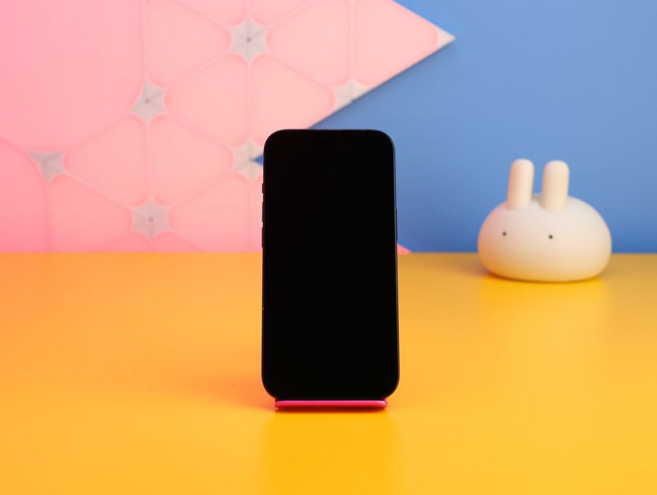 Смартфон Apple iPhone 15 128GB Black (127715) Б/У З ГАРАНТІЄЮ