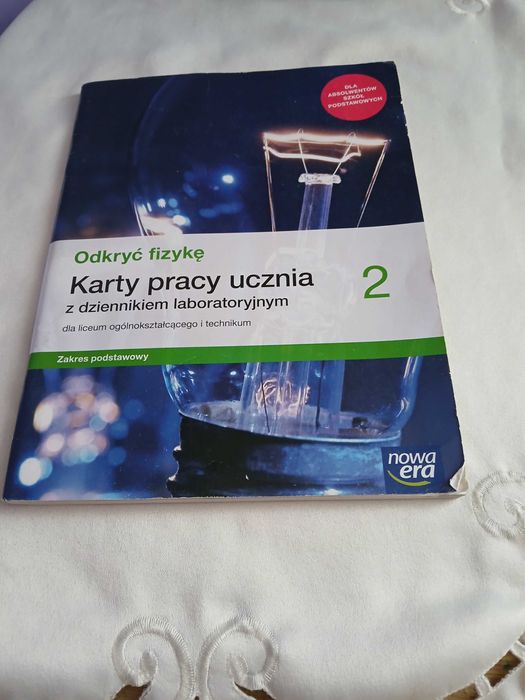 Sprzedam karty pracy ucznia z fizyki nową
