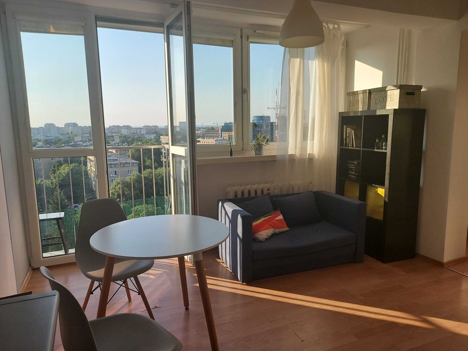 Do wynajęcia przytulna kawalerka z dodatkową sypialnią – 33 m², centrum Wrocławia