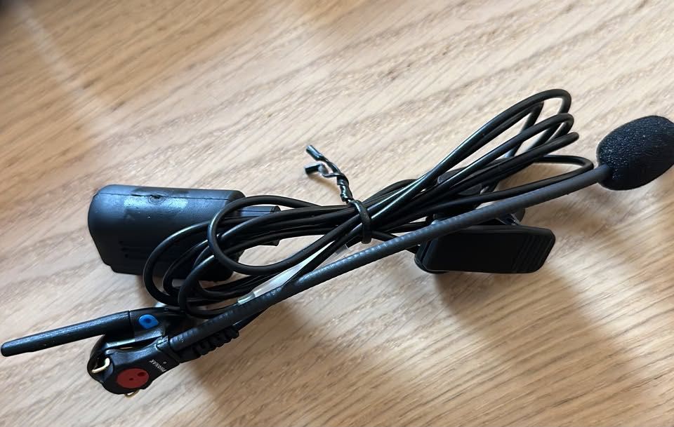 Intercomunicadores Árbitros - 3 Vokkero Squadra One + Phonak Headsets