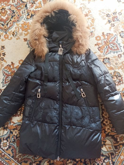 Продам пуховик для девочки
