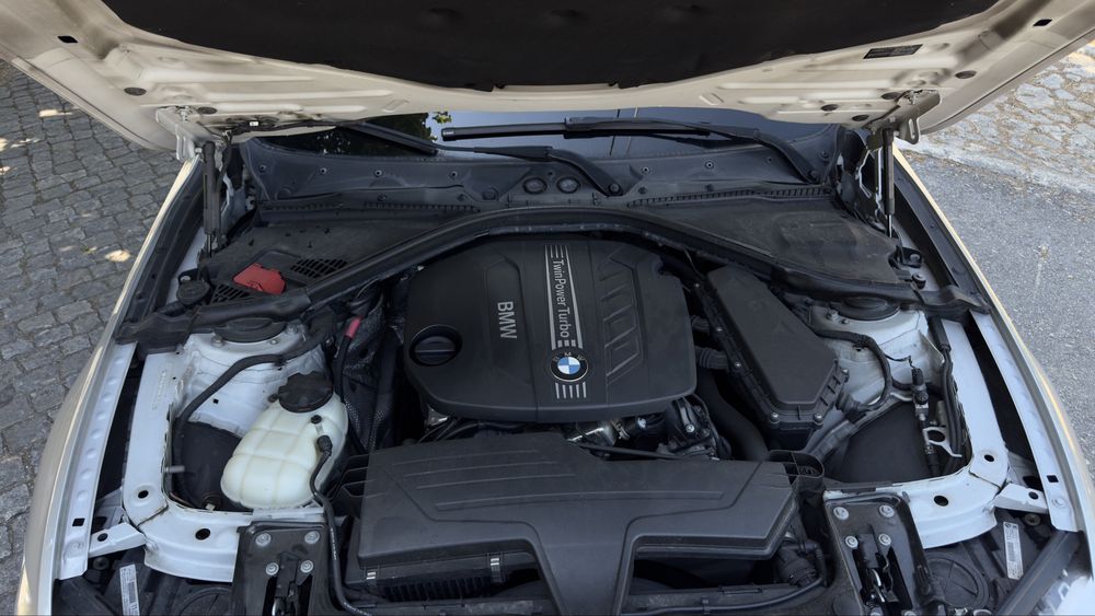 BMW 318D SporLine - Ótimo Estado!
