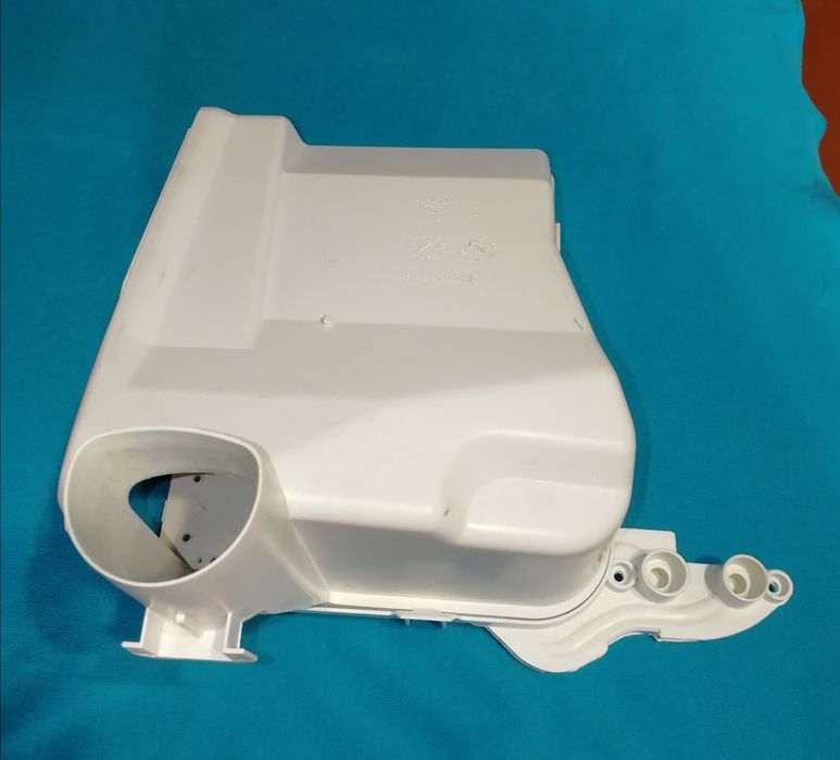 Люк, душевой бокс на стиральную машину INDESIT.