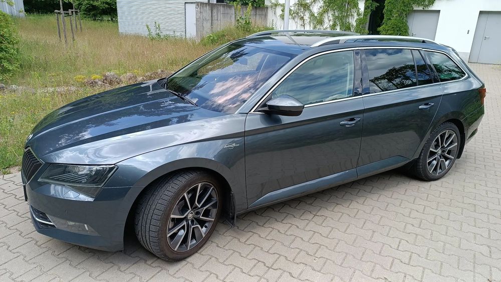 Skoda Superb Skoda Superb 4x4 2.0 TDI Style skóra+alcantara biała 150 KM -> 192 KM