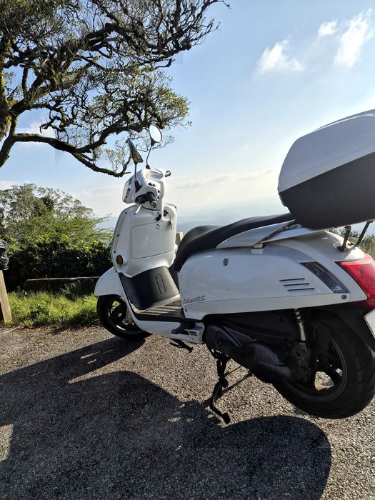 Kymco Like 125cc (2010) – Estilo Clássico e Fiabilidade