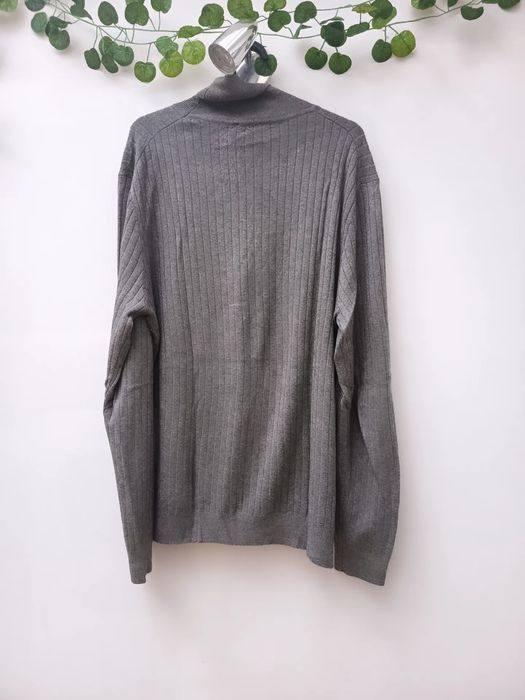 Camisola Cinzenta de Malha Fina de Homem