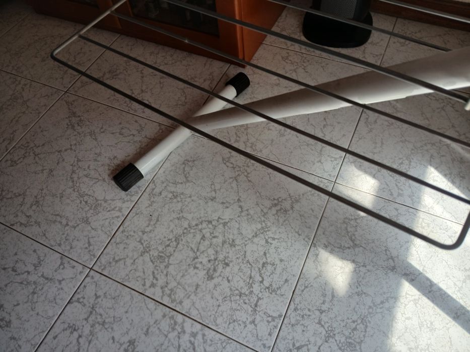 Tábua de engomar para ferro com caldeira