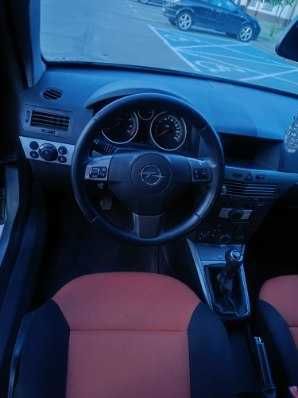 Opel Astra polecam.