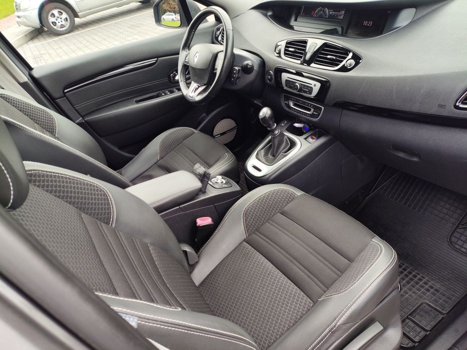 Renault Scenic 2015