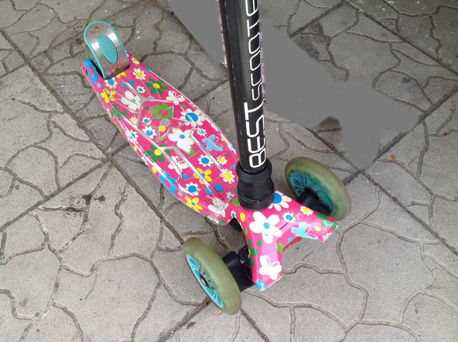 Самокат Best Scooter детский трёхколёсный колеса с подсветкой (кроме одного)
