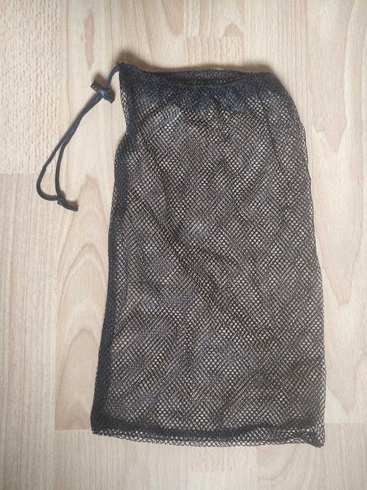 Siatka ze ściągaczem do przechowywania drobnych rzeczy