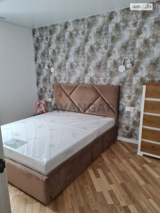Продаж якісного будинку з усіма зручностями...