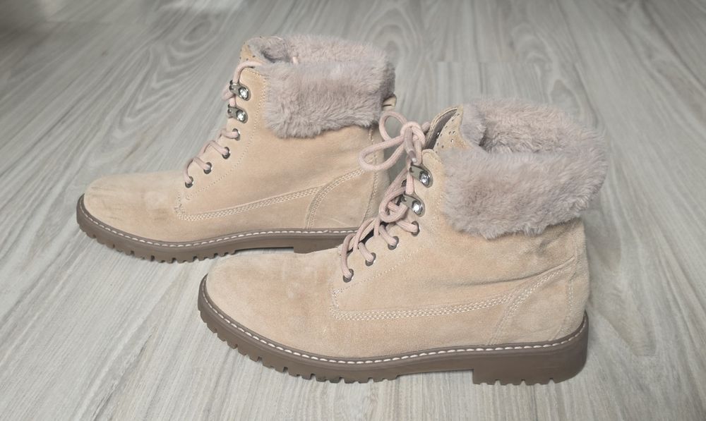 Buty zimowe ocieplane trapery rozmiar 39 pudrowy róż