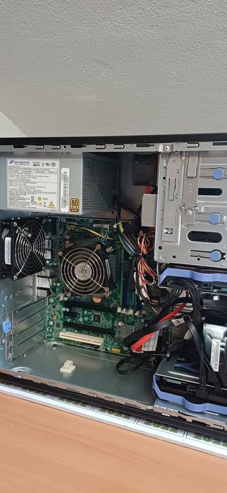 ThinkServer Lenovo TS140