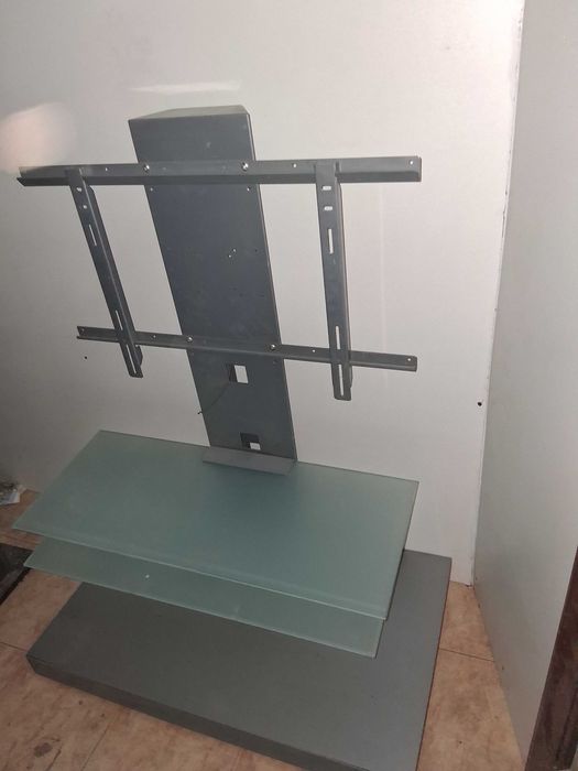 Suporte de televisão  mais vidros