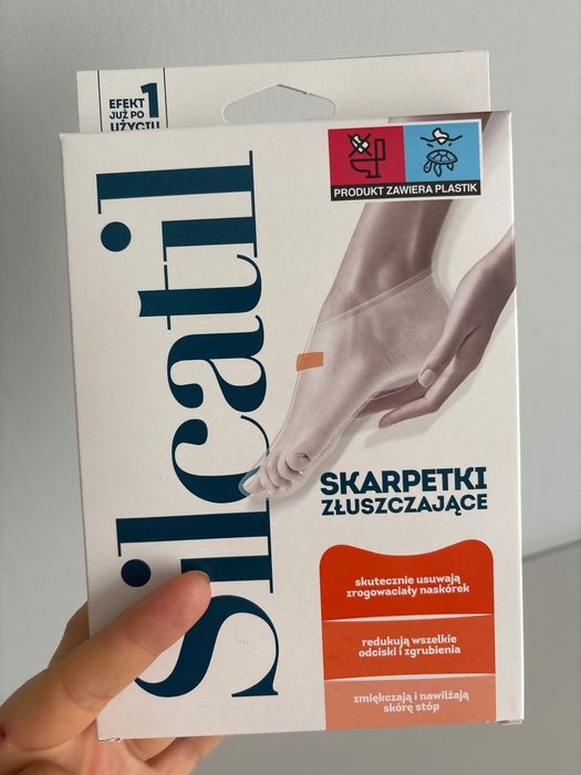Nowe skarpetki złuszczające Silcatil do skóry stóp