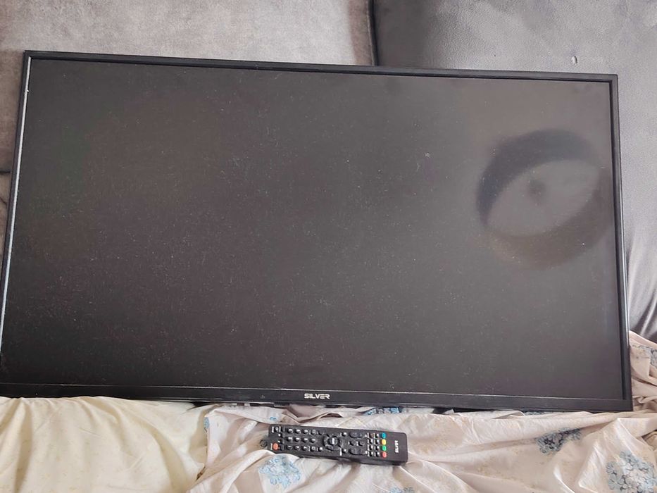 Vendo TV 43" - Avariada
