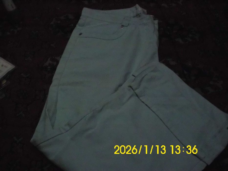 Calças de marca, espectaculares , apenas 10€ cada