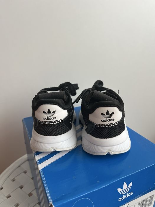 Sapatilhas Adidas criança