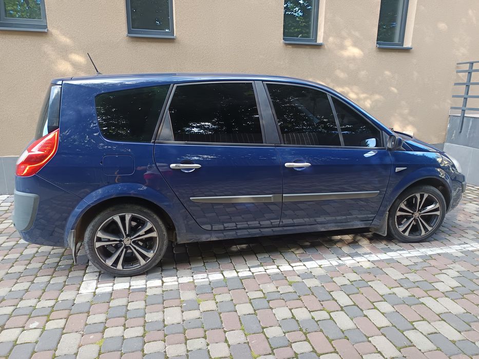 Renault Grand Scenic 2