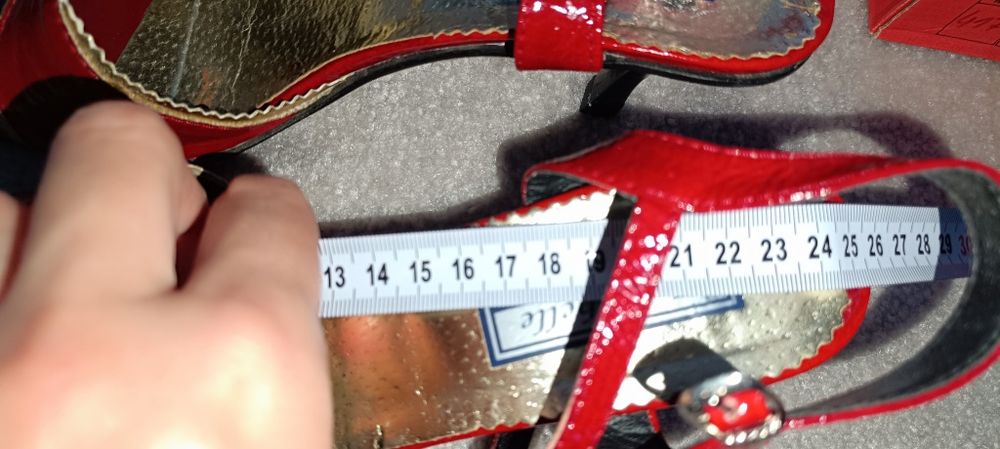 Sandałki bordowe na obcasie r. 40, sandały Annabelle