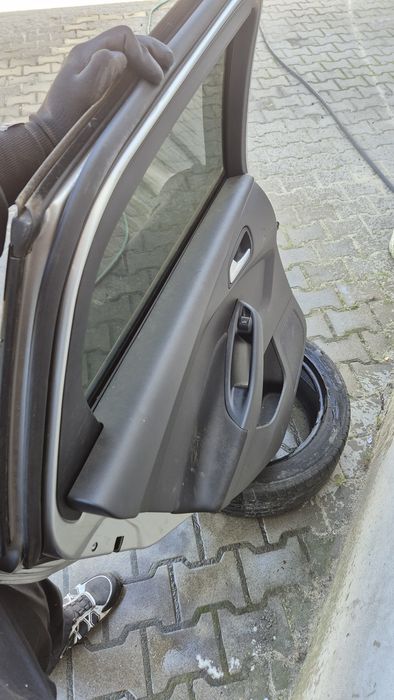 Drzwi kompletne lewy tył lewy przód ford fokus mk 3 lift