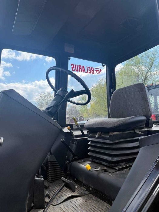 Трактор МТЗ-1221.2