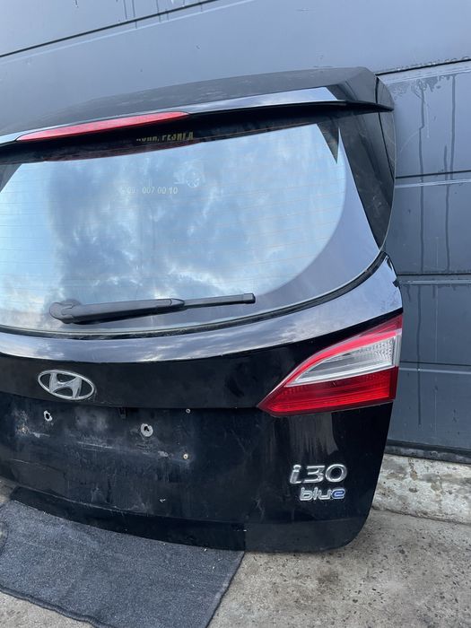 Ляда Кляпа Кришка Багажника  Хундай і30 Hyndai i30 Хюндай I30 2012-15р