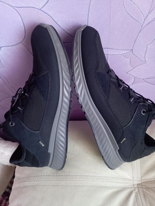 Продам кросівки ecco Exostribe M gore -tex