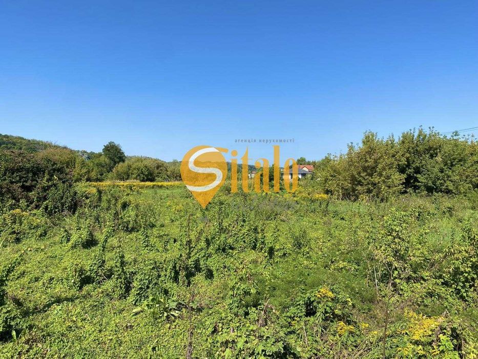 Ділянка з видом на К. Карпати, поруч із озером в Підгірцях