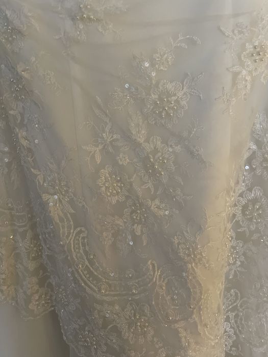 Suknia ślubna 42 z salonu kolor ecru