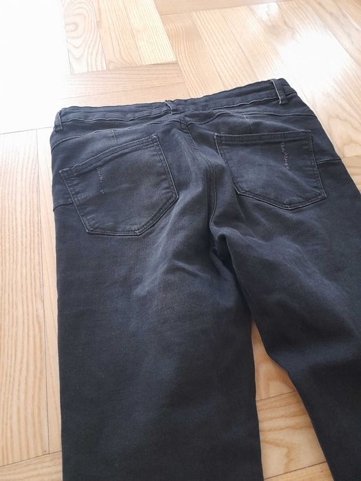 Spodnie MOHITO czarne,rozm.36