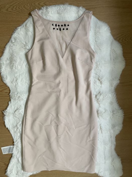 Vestido Rosa com  detalhes preto