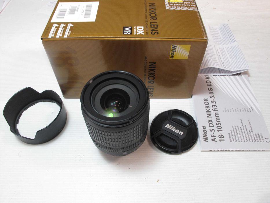Nikon 18-105 VR Smi-Nova com caixa - Ver descrição
