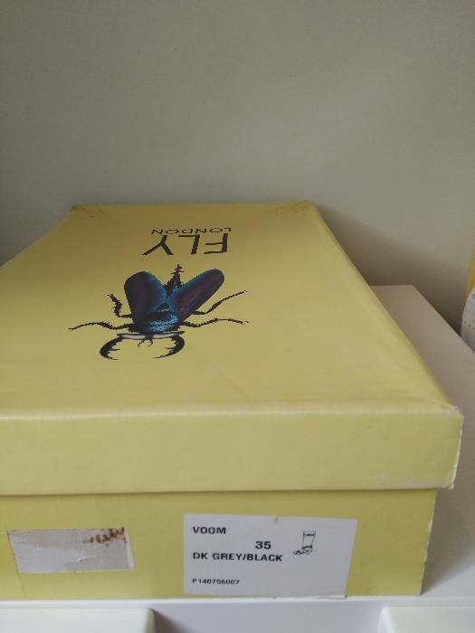 Botas Fly London 35