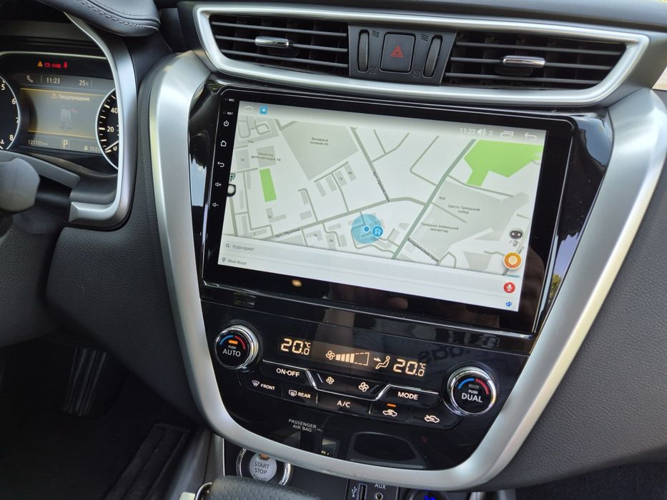 Автомобіль Nissan Murano