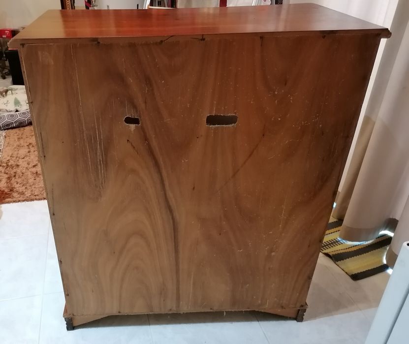 Móvel vintage em madeira