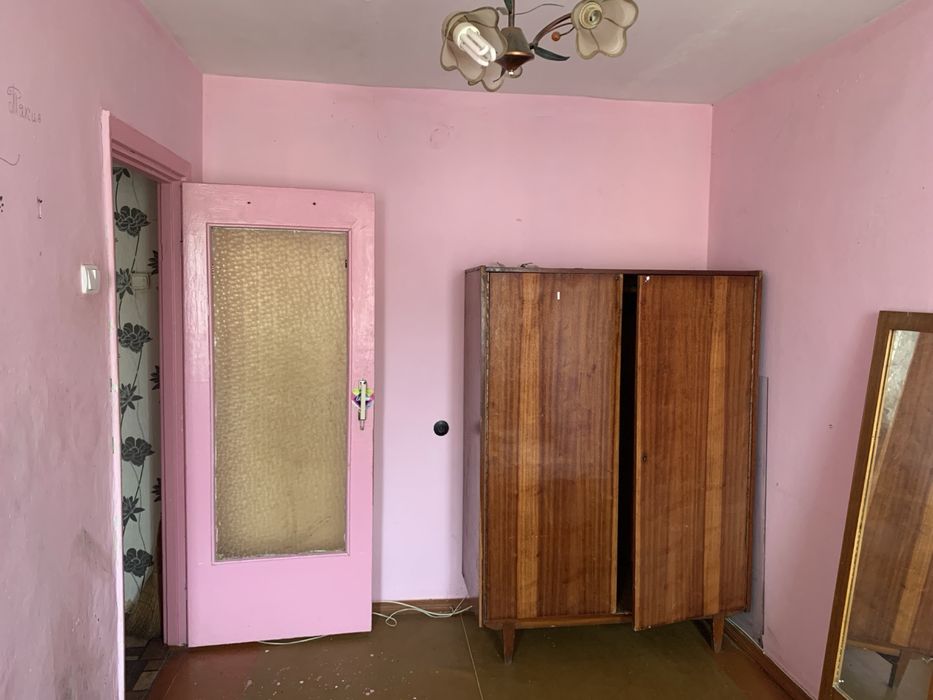 Бюджетна 1-кімнатна квартира (малосімейка) на Південно-Заході!