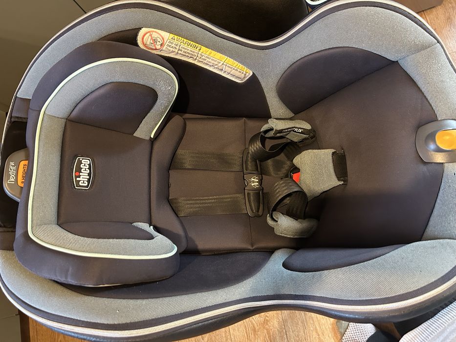 Автокрісло  Chicco Next Fit Zip