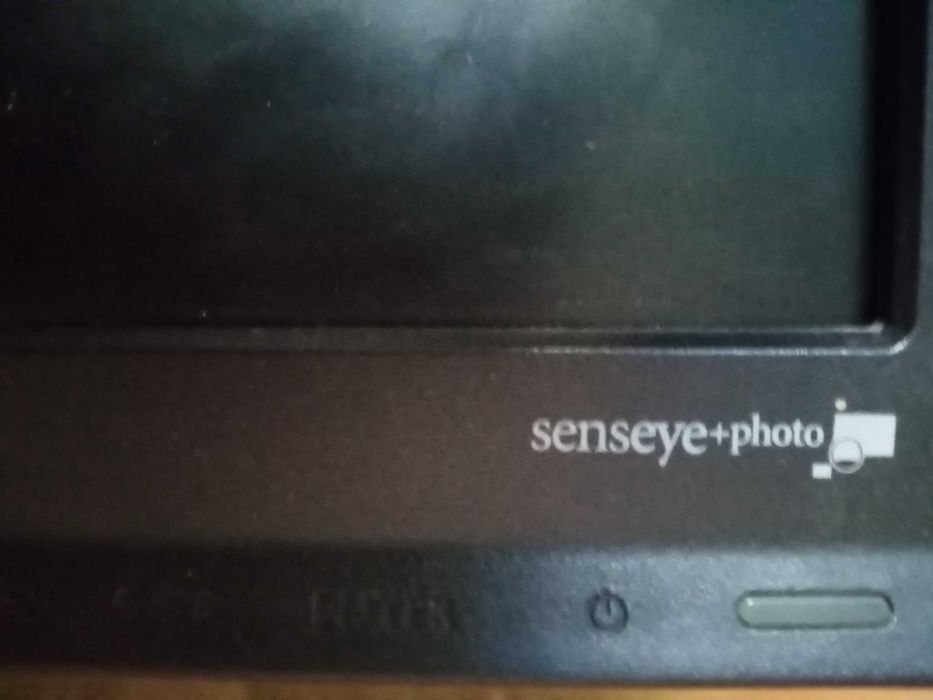 Monitor BenQ G2411 HD